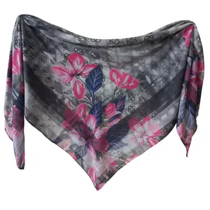 روسری زنانه مدل گلدار