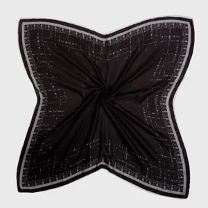 روسری زنانه مدل تیمو A6400