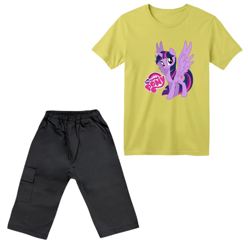 ست تی‌شرت آستین کوتاه و شلوارک دخترانه مدل اسب شاخدار