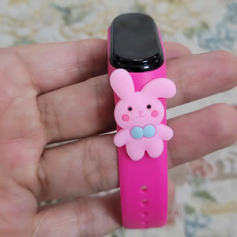 ساعت مچی دیجیتال بچه‌گانه طرح خرگوش