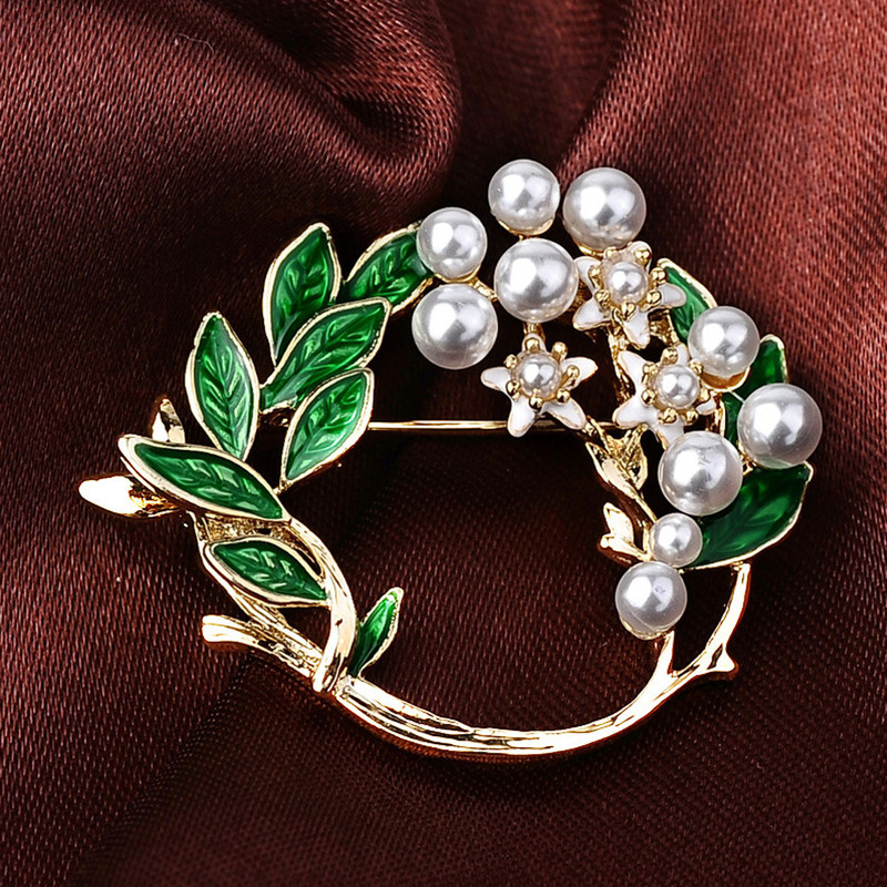 گل سینه زنانه مدل مروارید و برگ کد 00595 گل سینه زنانه مدل مروارید و برگ کد 00595