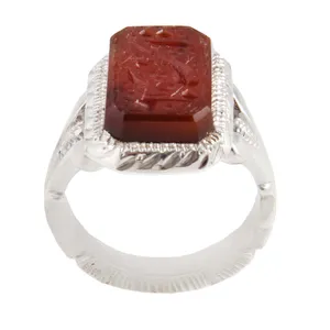 انگشتر نقره مردانه بازرگانی میلادی مدل سنگ عقیق یمنی کهنه خطاطی یا زهرا رکاب دست ساز سیاه قلم کد AM_1715