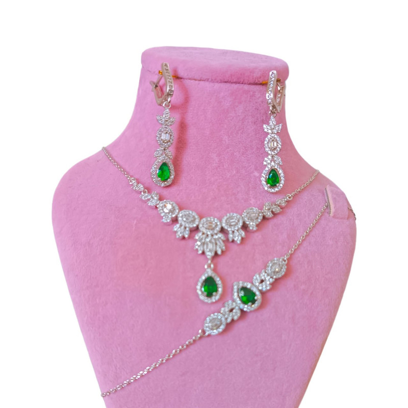 نیم ست نقره زنانه مدل فلاور 112 زمرد