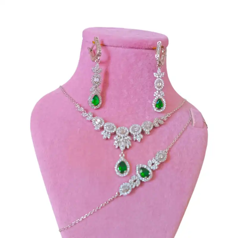 نیم ست نقره زنانه مدل البرنادو دوریکا