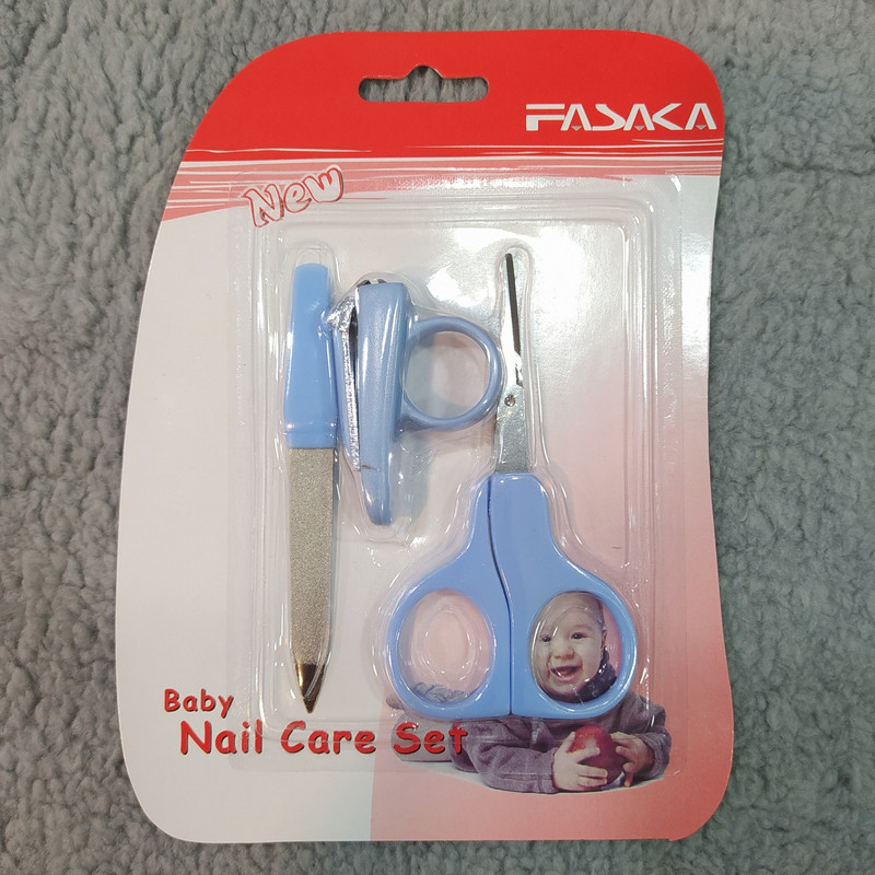 ست قیچی و ناخن گیر کودک فاساکا مدل F-28398 ست قیچی و ناخن گیر کودک فاساکا مدل F-28398