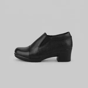 کفش پاشنه‌دار زنانه چرم عطارد مدل  چرم طبیعی کد SH138
