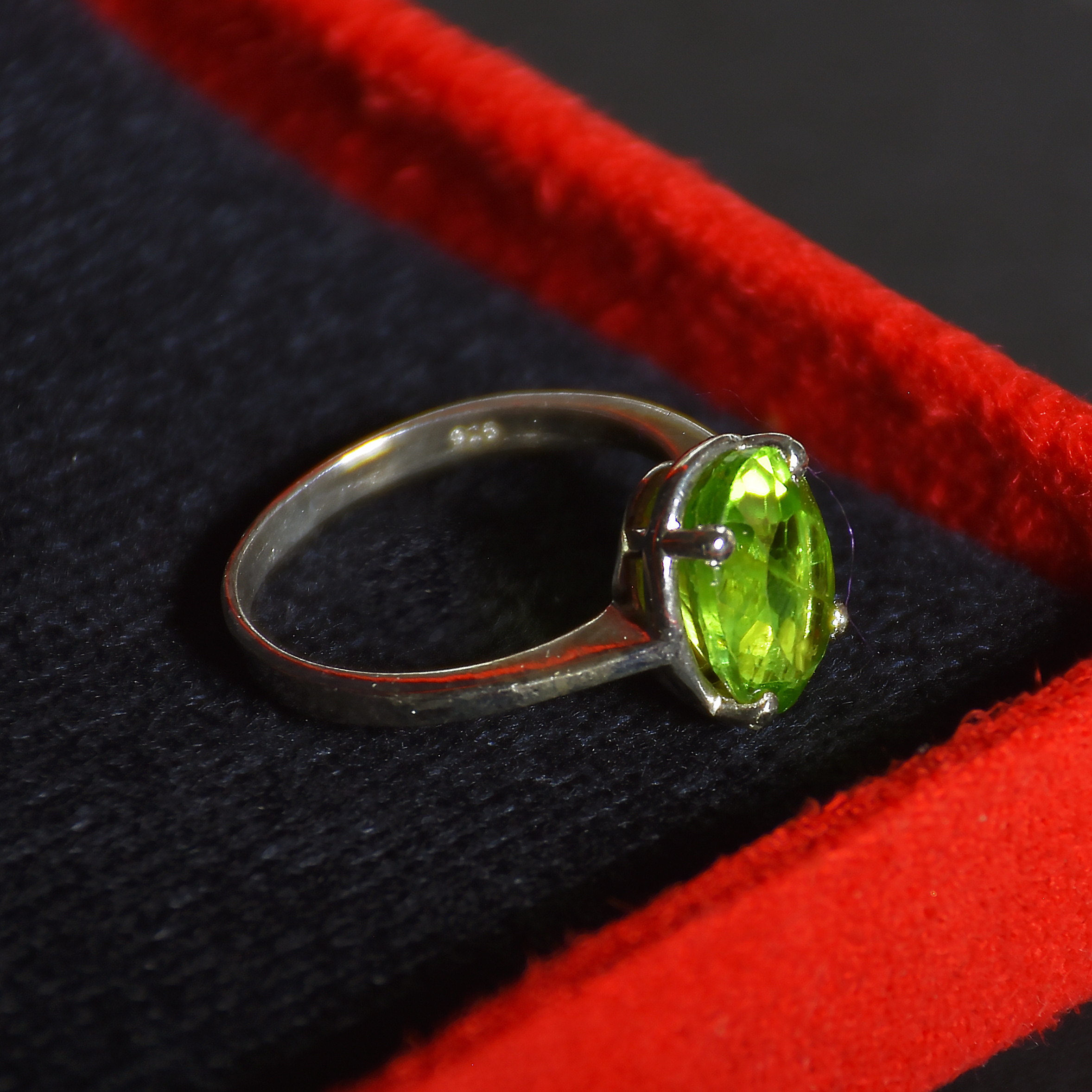 انگشتر نقره زنانه نقره جات لطفی مدل زبرجد کد ANZS02E05