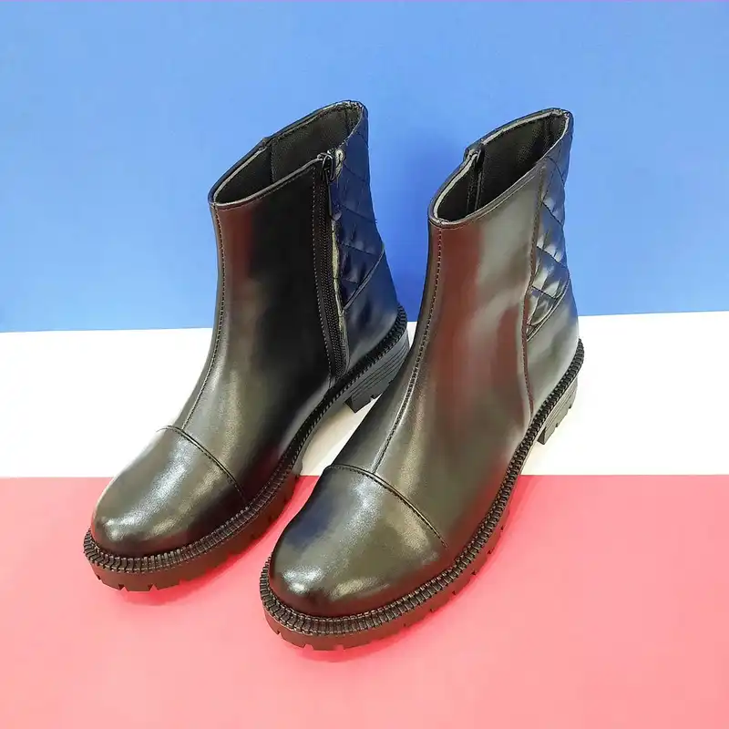 نیم بوت زنانه مدل طناز