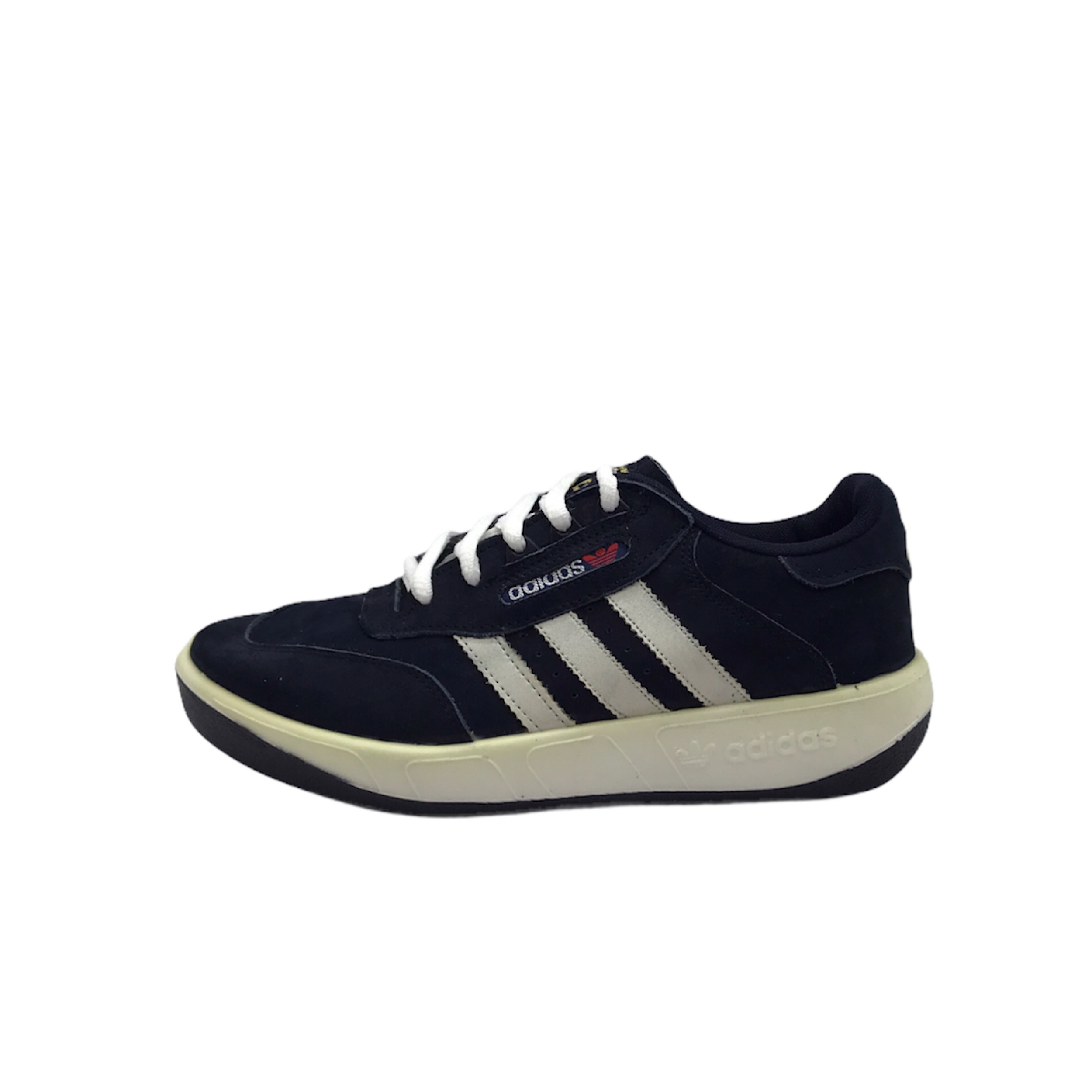 کفش مخصوص پیاده روی پسرانه مدل سه خط