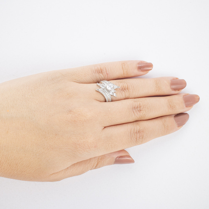 انگشتر نقره زنانه آمیتیس مدل AMT_R096 انگشتر نقره زنانه آمیتیس مدل AMT_R096