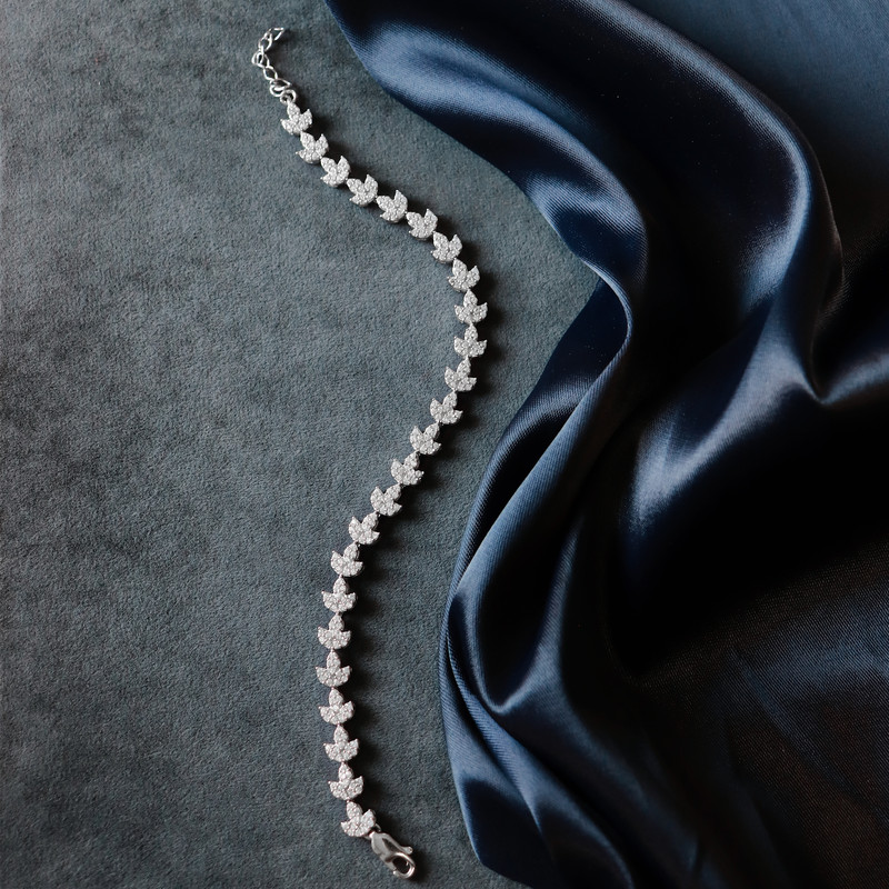 دستبند نقره زنانه جی تی ای مدل جی نایس دستبند نقره زنانه جی تی ای مدل جی نایس