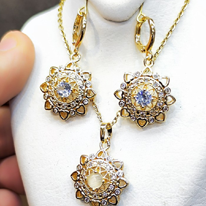 نیم ست زنانه مدل آبکاری طلا کد 47800 نیم ست زنانه مدل آبکاری طلا کد 47800