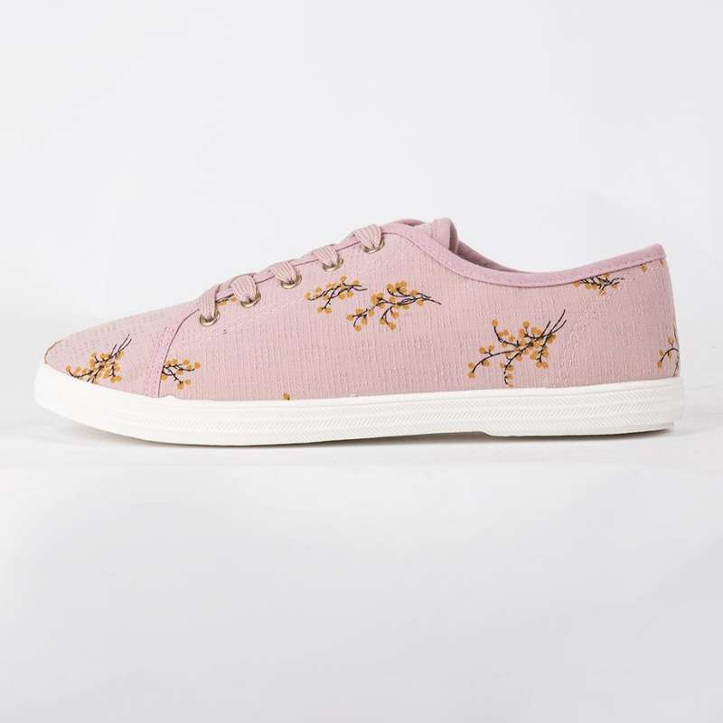 کفش روزمره زنانه جین وست مدل 8653