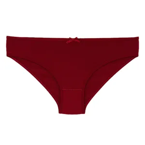 شورت زنانه مدل نخی طرح پاپیون رنگ زرشکی