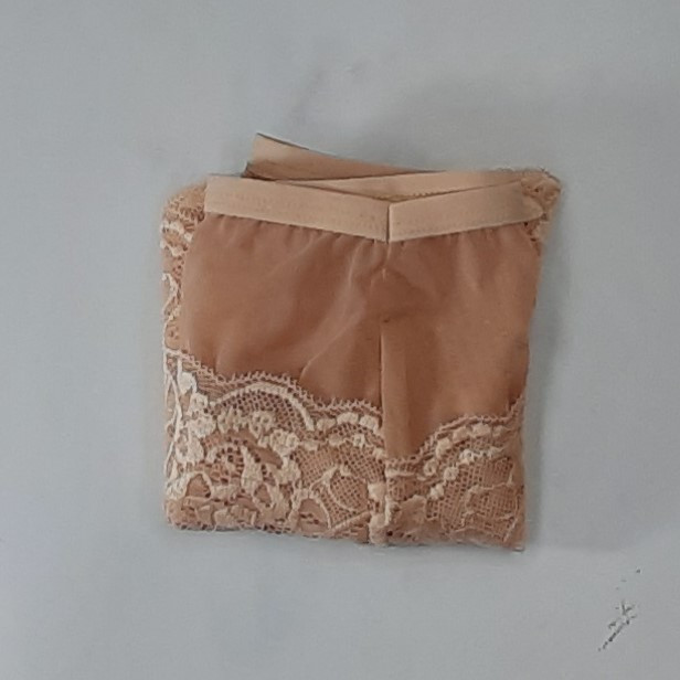 شورت زنانه مدل نیم پا غزل کد 480