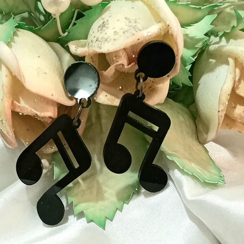 گوشواره زنانه مدل نت موسیقی کد E.NOT.B گوشواره زنانه مدل نت موسیقی کد E.NOT.B