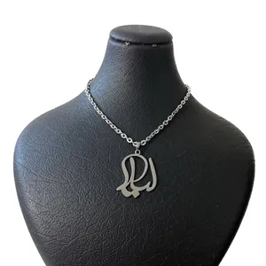 گردنبند مدل اسم لیلا کد ۳