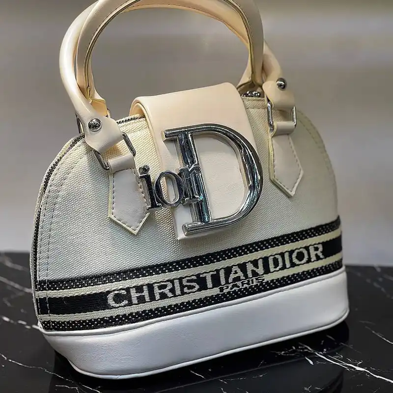 کیف دستی زنانه مدل کنفی 1999