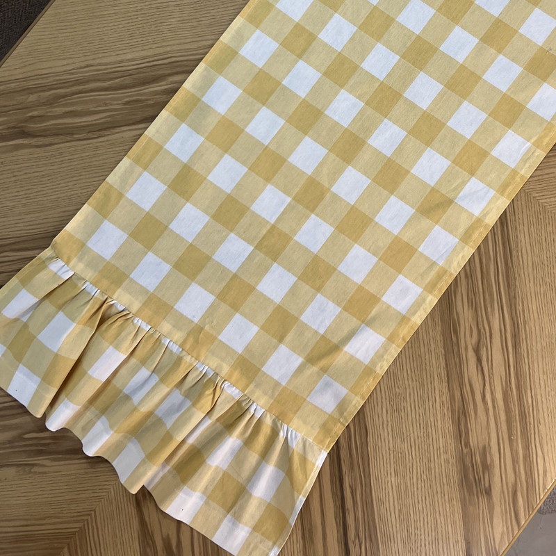 رانر مدل چهارخانه چین دار سایز 130x43 سانتی‌متر