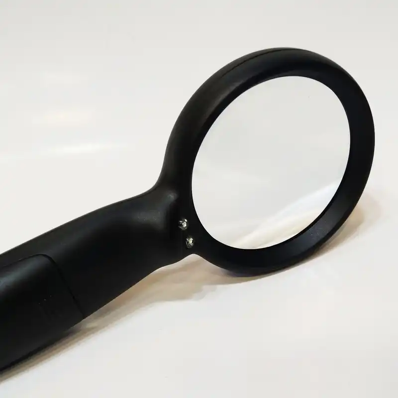 ذره بین بیسیک مدل چراغ دار کد 33