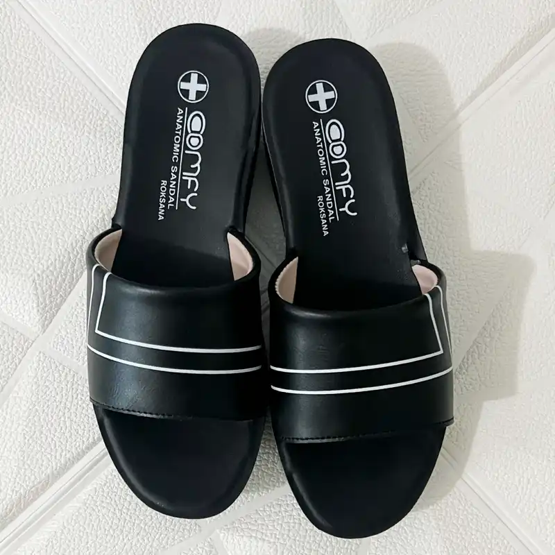 دمپایی زنانه مدل روفرشی رکسانا کد 0249