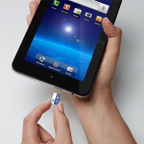 کارت حافظه microSD اچ پی مدل mi330 کلاس 10 استاندارد UHS-I U3 سرعت 100MBps ظرفیت 128 گیگابایت به همراه آداپتور SD
