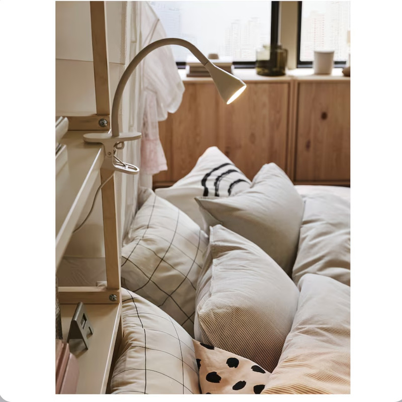 چراغ مطالعه ایکیا مدل Nävlinge کد 498