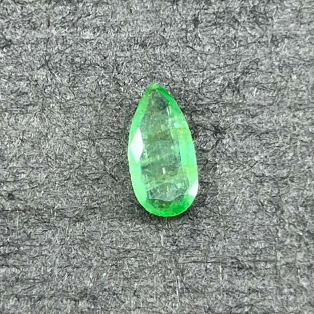 سنگ زمرد دوست خوب مدل E791