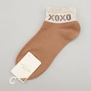 جوراب دخترانه مدل XO کد FBF-JB012CR