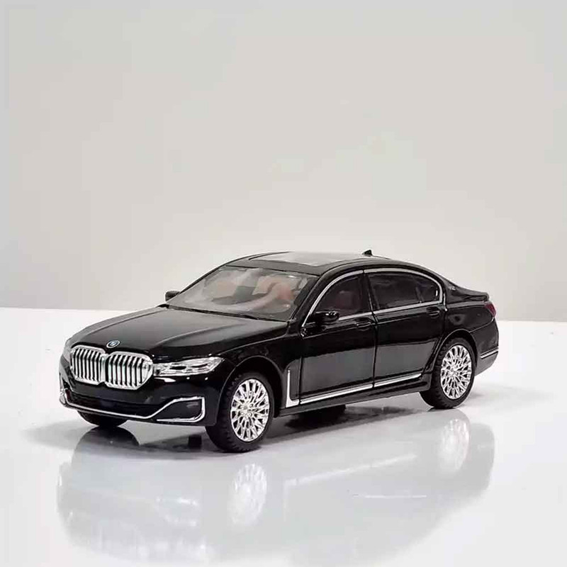 ماکت ماشین مدل بی ام و طرح BMW SERIES 7