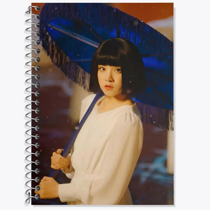 دفتر زبان 50 برگ خندالو مدل دو خط طرح یوکی گروه جی آیدل GIdle کد 19516