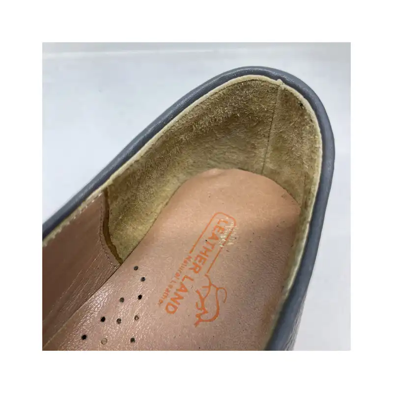 کفش روزمره زنانه سرزمین چرم مدل 1375 رنگ مشکی