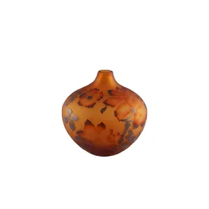 گلدان مدل ملکه