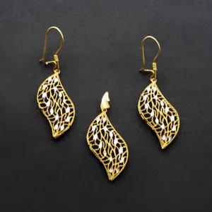 نیم ست طلا 18 عیار زنانه سهی مدل SV15