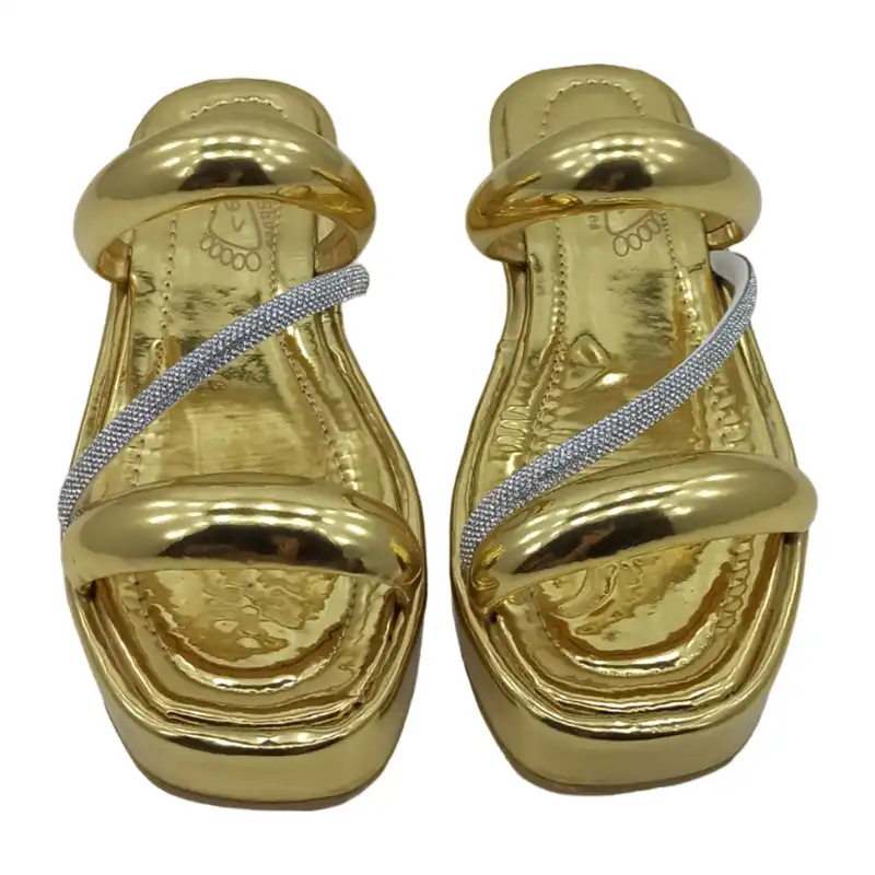 صندل زنانه مدل نفس رنگ طلایی