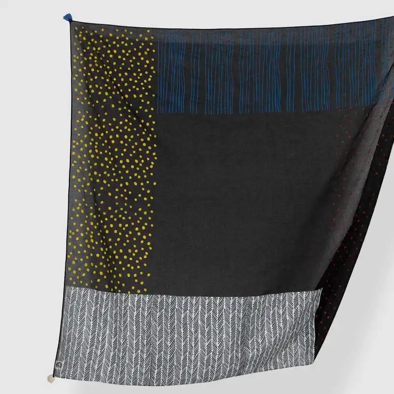 روسری زنانه گدار مدل کالکشن هندسی