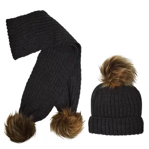 ست کلاه و شال گردن بافتنی بچگانه مدل P-5004