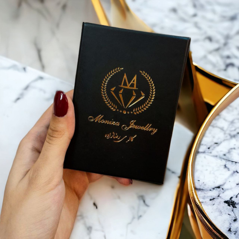 دستبند نقره زنانه گالری رضازاده مدل پاپیون فلاور زمرد 0268