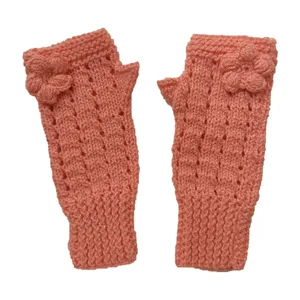 دستکش بافتنی زنانه مدل گلدار