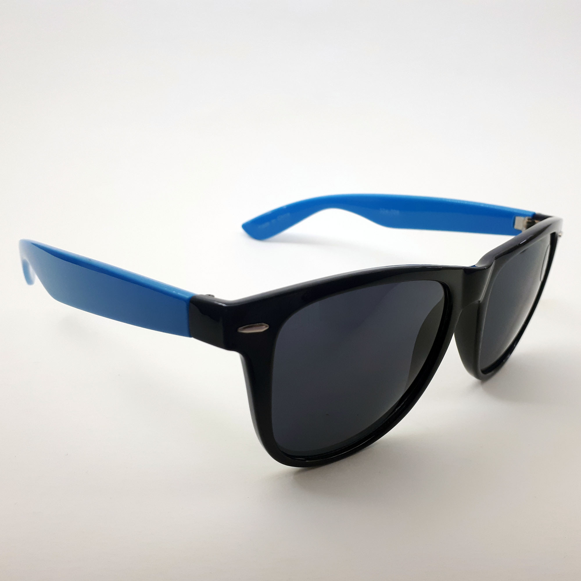 عینک آفتابی زنانه مدل 07324708