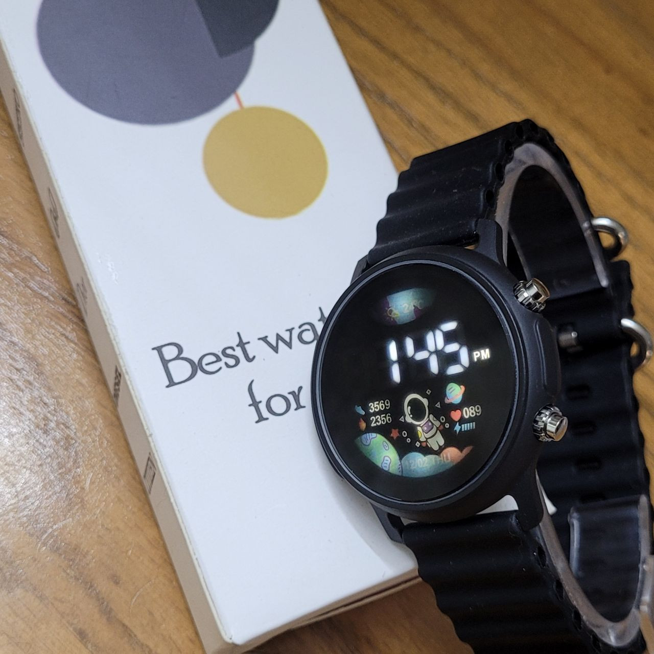 ساعت مچی دیجیتال بچگانه مدل فضانوردی m-m