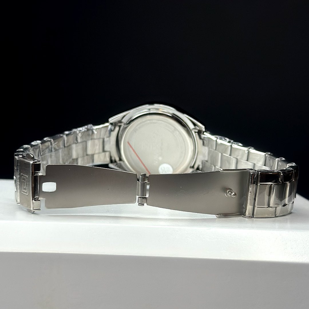 ساعت مچی عقربه ای زنانه نیوی فورس مدل nf5037 ساعت مچی عقربه ای زنانه نیوی فورس مدل nf5037