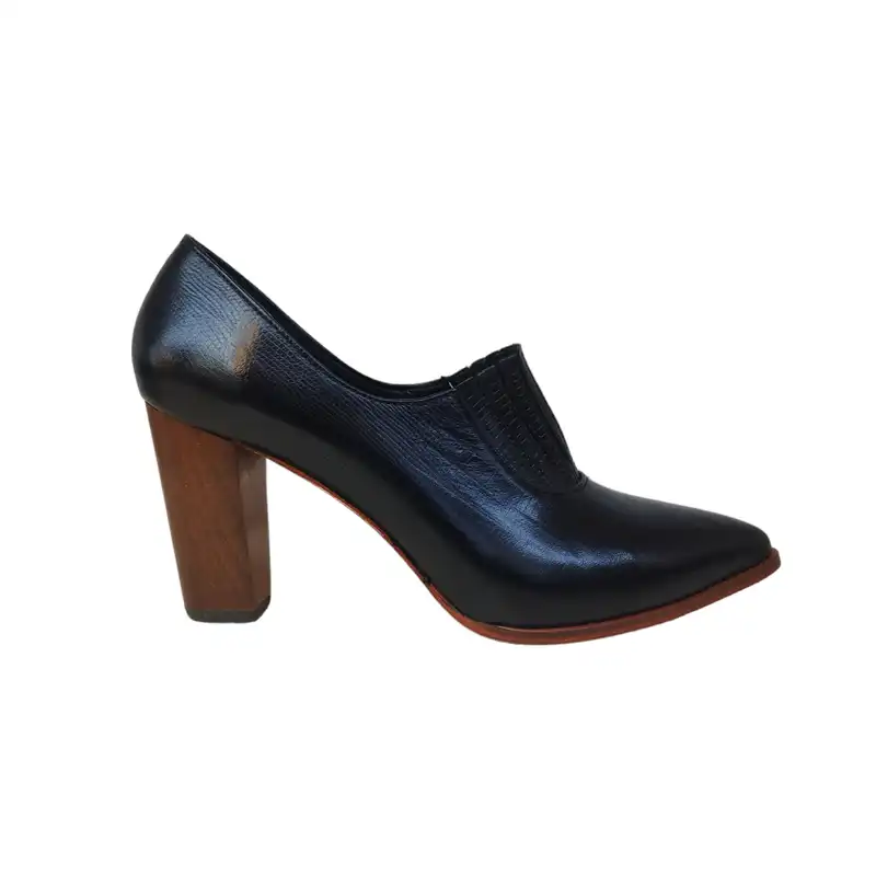 کفش زنانه مدل چرم طبیعی رنگ مشکی