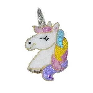 سنجاق سینه زنانه مدل تک شاخ