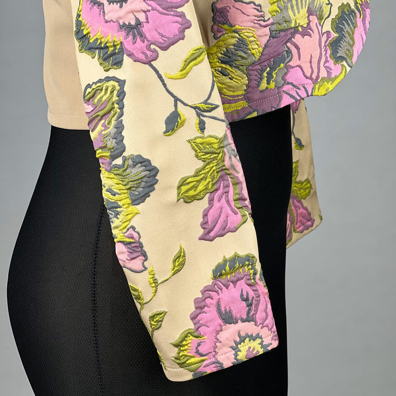 کت زنانه مدل کراپ گل دار کد AK1130