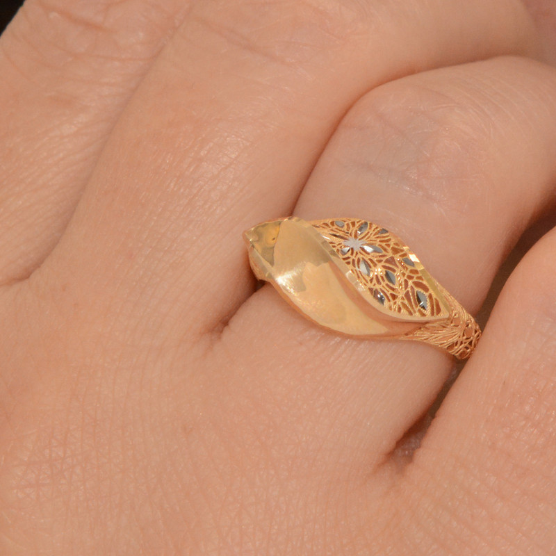 انگشتر طلا 18 عیار زنانه طلای مستجابی مدل آوا مخروطی کد 40484 سایز 55 انگشتر طلا 18 عیار زنانه طلای مستجابی مدل آوا مخروطی کد 40484 سایز 55