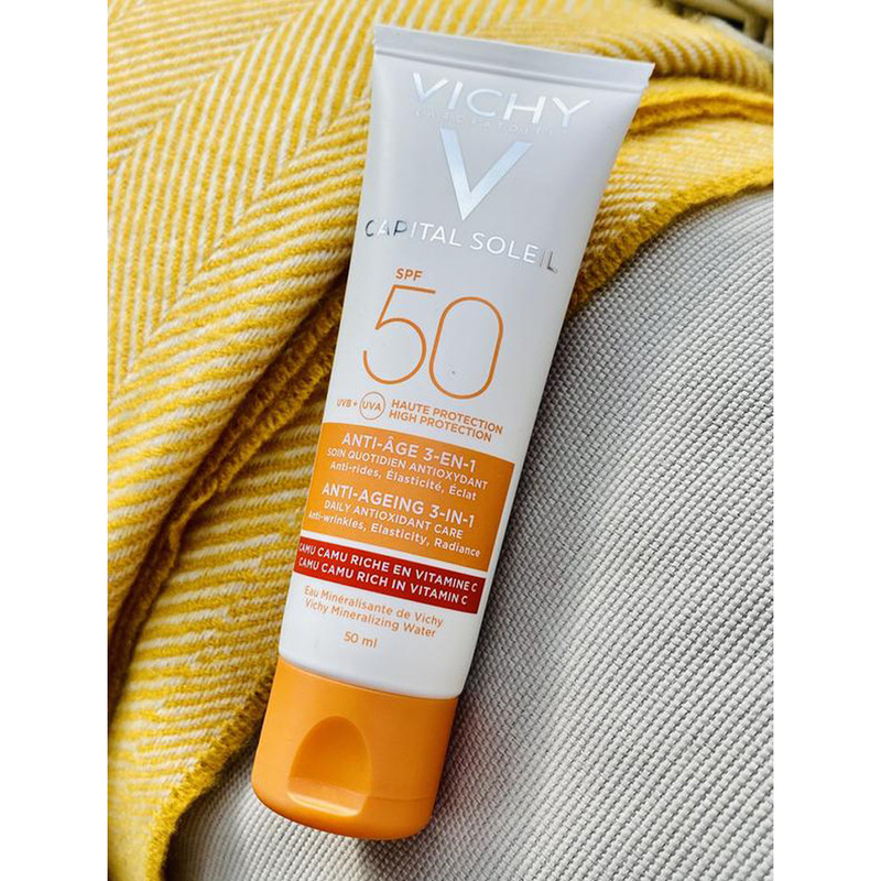 کرم ضد آفتاب ویشی مدل Anti-Age 3in1 حجم 50 میلی لیتر