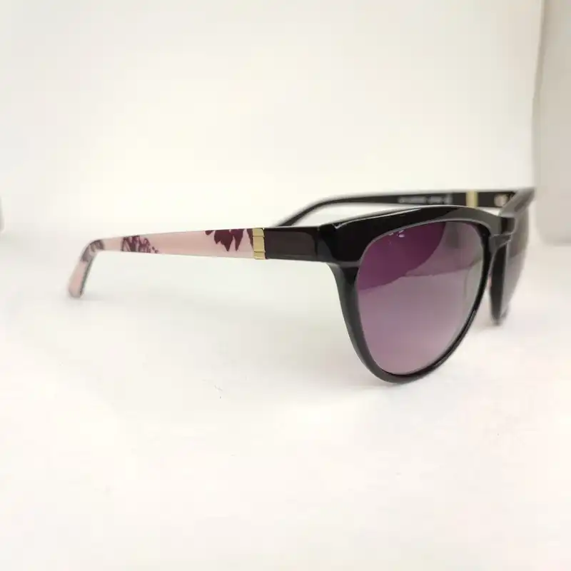 عینک آفتابی زنانه گای لاروچه مدل GL36145