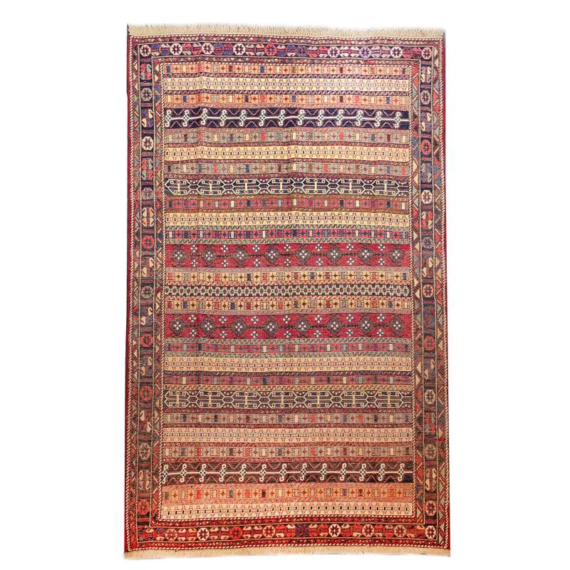 گلیم دستباف دو و نیم متری طرح سوزنی مدل AA83