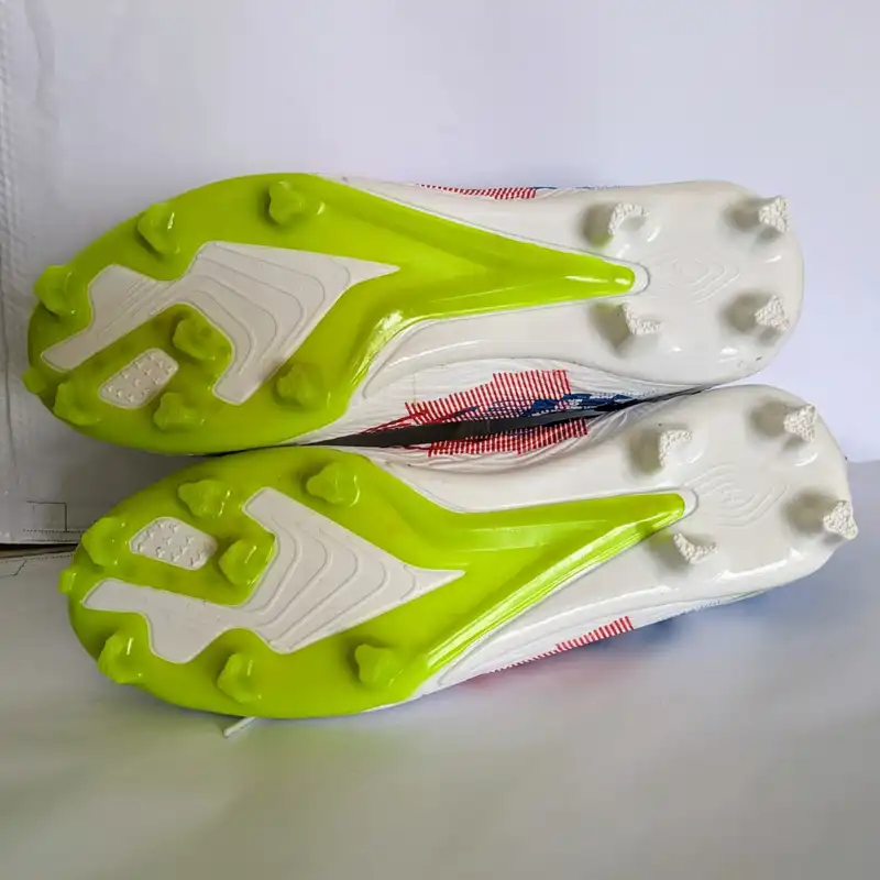 کفش فوتبال مردانه مدل Naimar